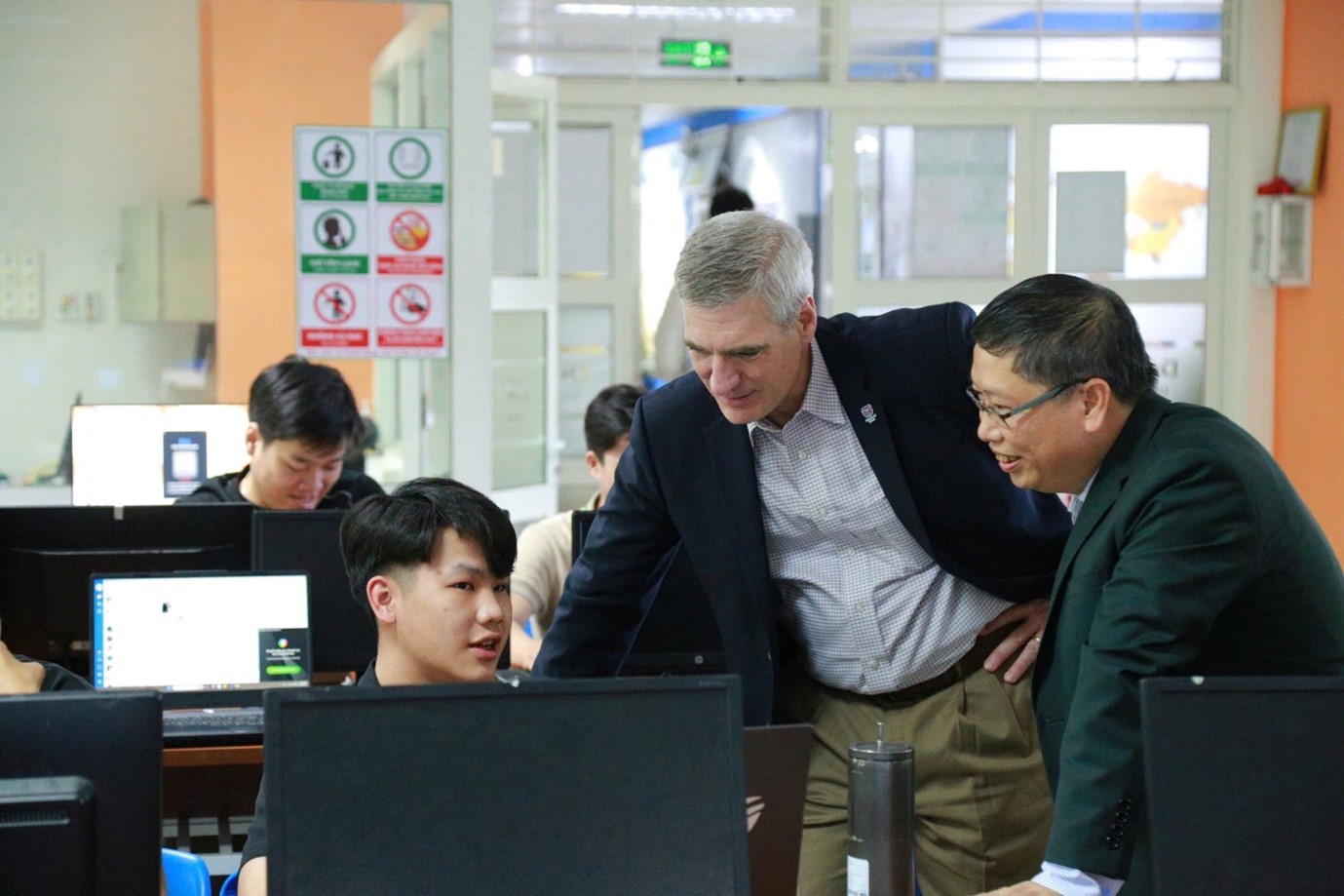 Cơ sở vật chất