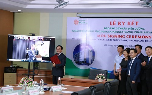 Đại học Đông Á mở chương trình liên kết quốc tế 1+3 đầu tiên với Đại học Khoa học ứng dụng Satakunta – Phần Lan