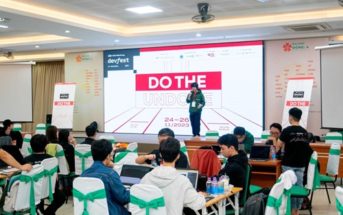 Đại học Đông Á tham gia tổ chức DevFest AI hackathon 